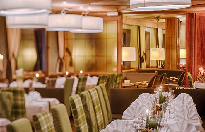 Ristorante - Gasthof - HotelRestaurant - Albergo - Hotel Brunico