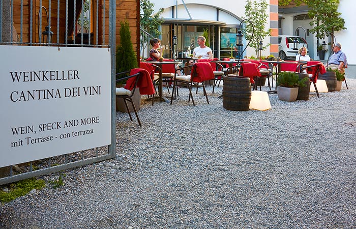 Weinkeller Mayr Bruneck