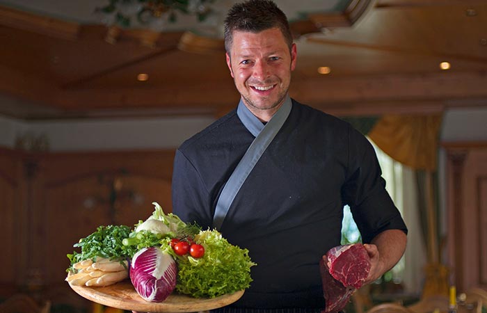 Hotel - Restaurant - Pizzeria - Bar Sunshine Bruneck / Stegen